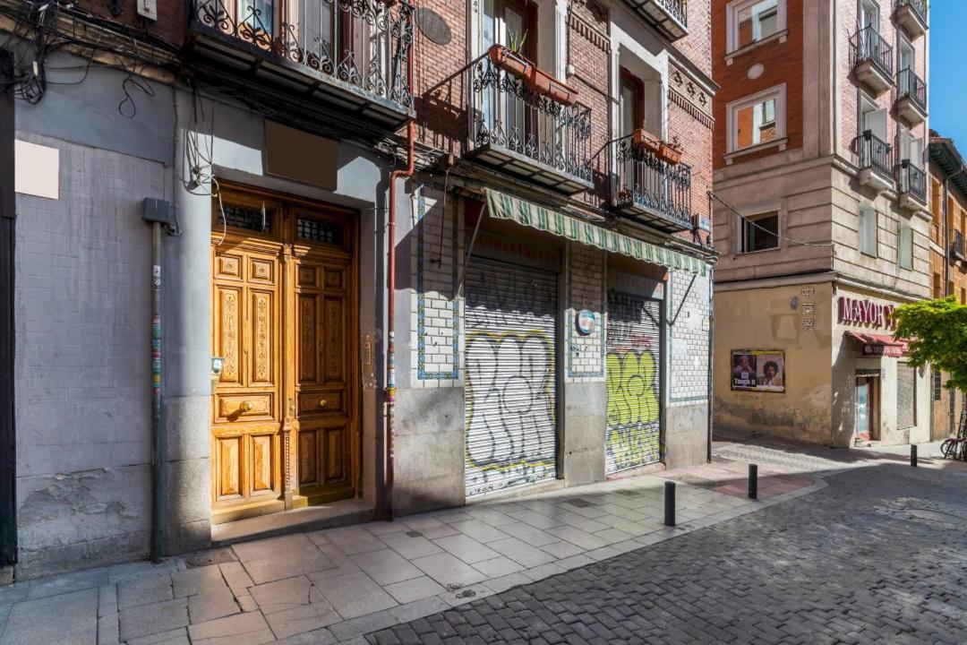 2 Bedrooms 1 Bathroom Furnished - Centro - Equipped & Stylish - Minty Stay Мадрид Экстерьер фото