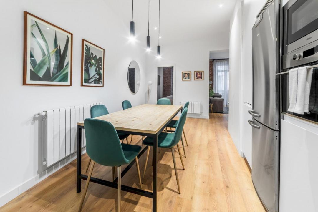 2 Bedrooms 1 Bathroom Furnished - Centro - Equipped & Stylish - Minty Stay Мадрид Экстерьер фото